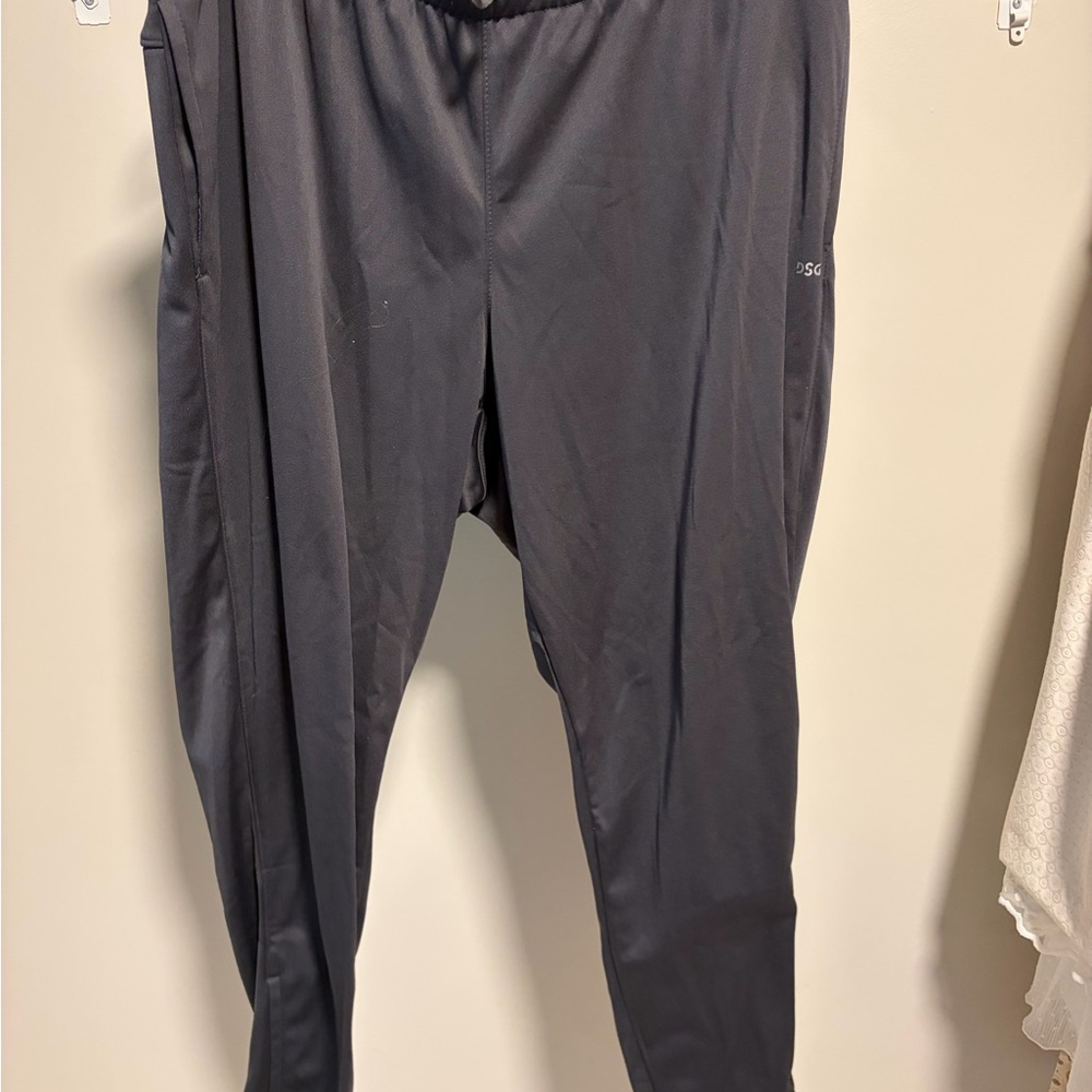 DSG Black Men's Jogger Pants